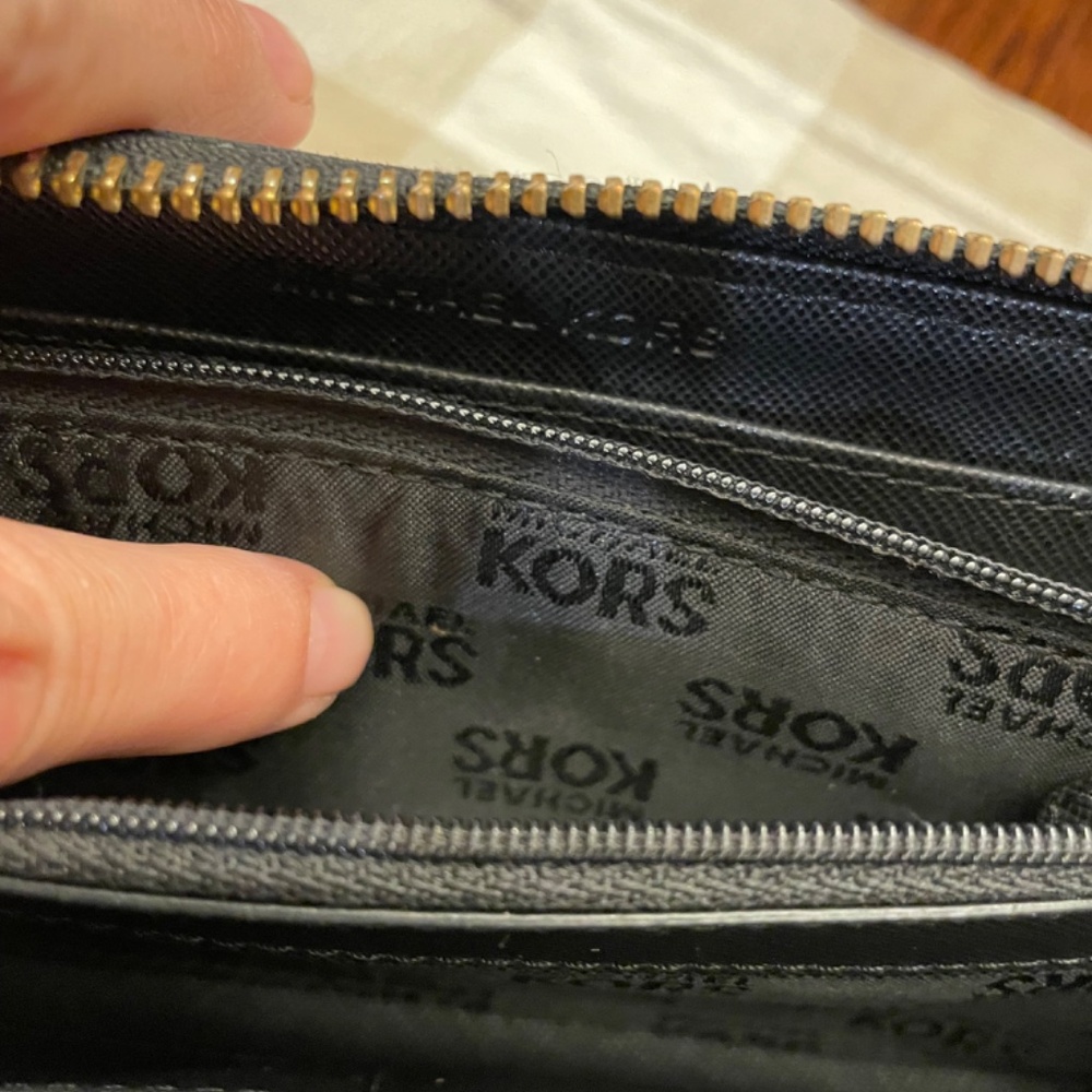 Micheal Kors Large Zip Python Snake Embossed Wall… - image 6